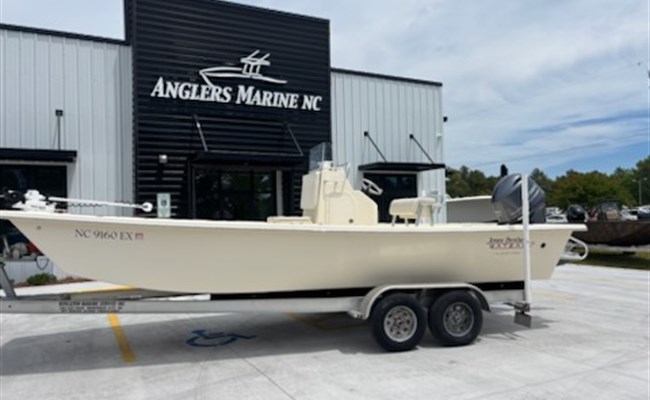 2023 Jones Brothers Bateau